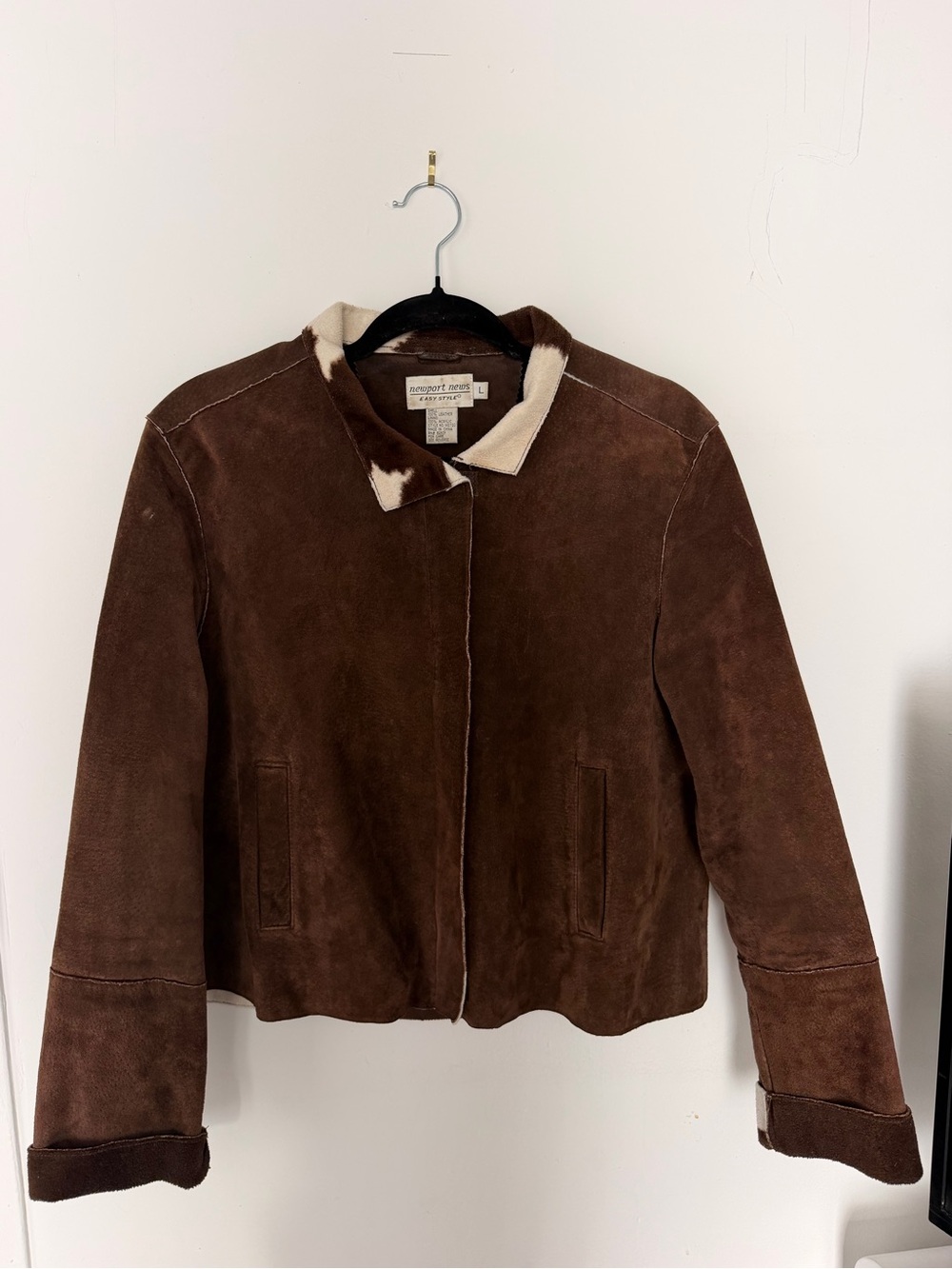 Newport News Brown Suede Jacket with Cream Faux Cowhide Shearling Trim